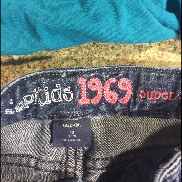 Set - Picture 2 of 4